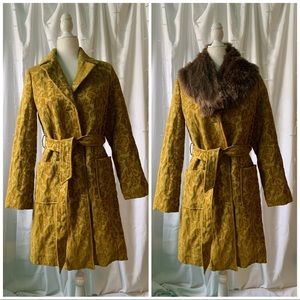 Gorgeous Vintage Inspired Coat